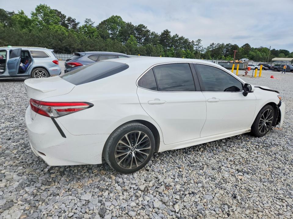 Продаж на аукціоні авто 2018 Toyota Camry, vin: 4T1B11HK5JU569238, номер лоту: 53312636