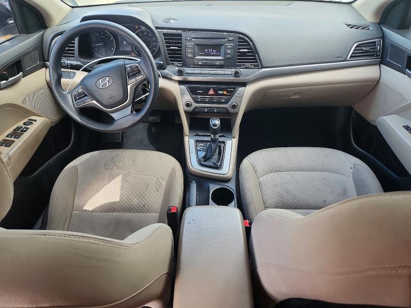 55402046 :رقم المزاد ، 5NPD74LFXHH202248 vin ، 2017 Hyundai Elantra مزاد بيع