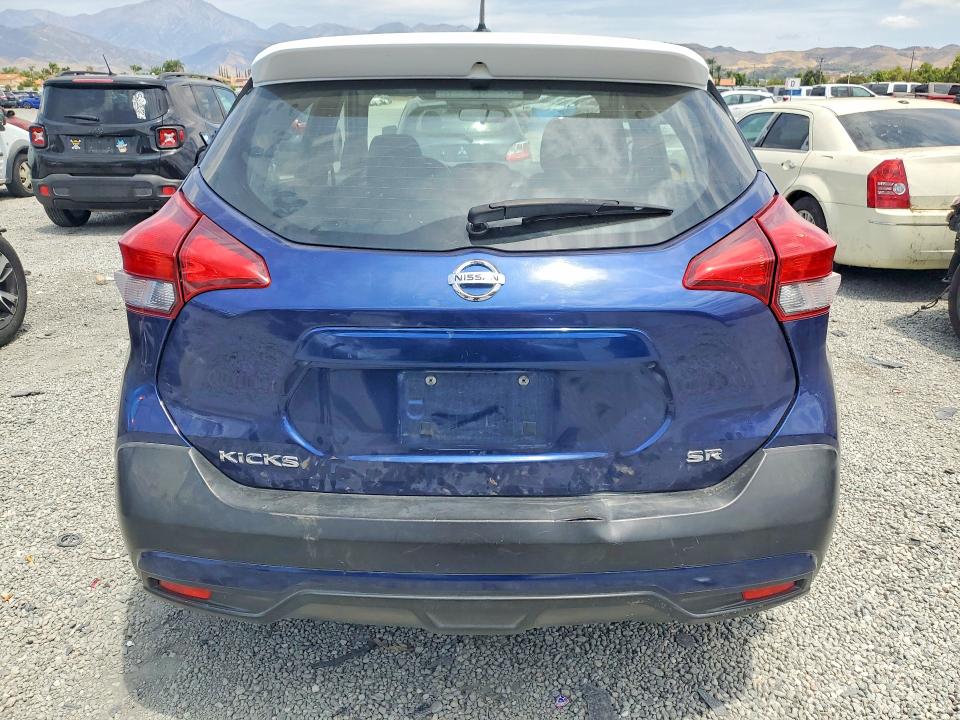 2018 Nissan Kicks მანქანა იყიდება აუქციონზე, vin: 3N1CP5CU5JL521498, აუქციონის ნომერი: 54681056