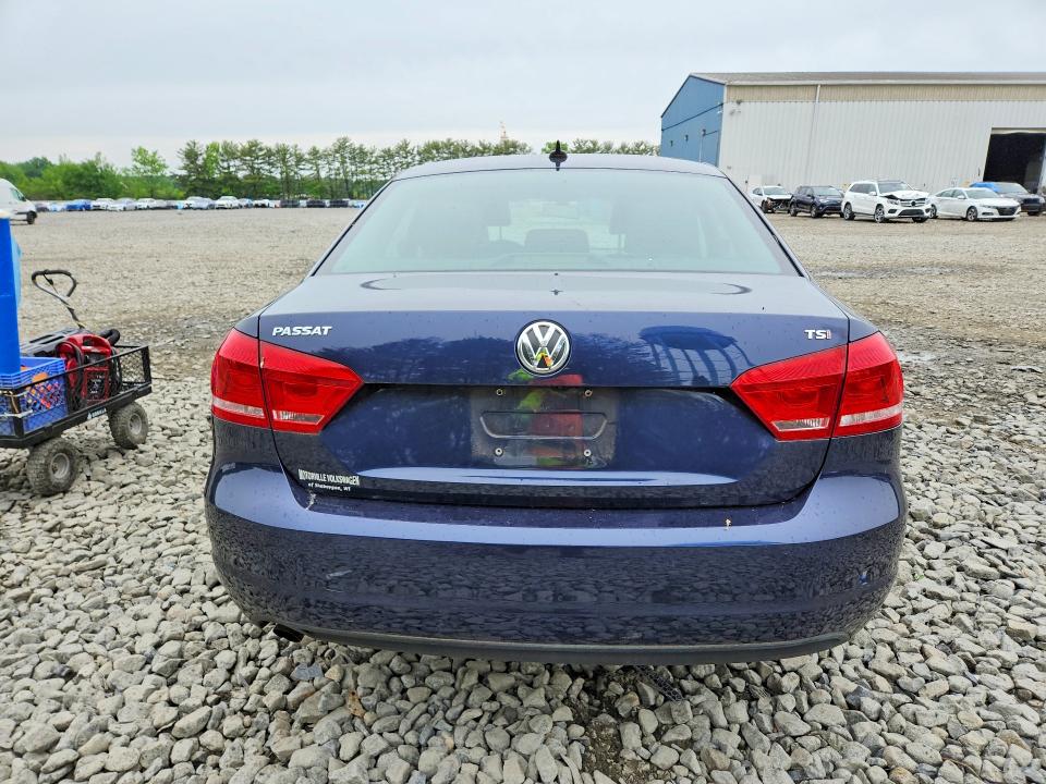55105656 :رقم المزاد ، 1VWAT7A36FC101769 vin ، 2015 Volkswagen Passat مزاد بيع