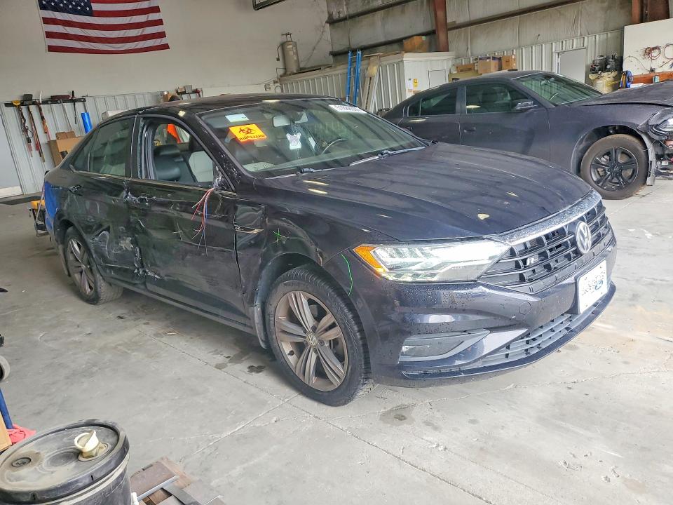 51888996 :رقم المزاد ، 3VWC57BU3KM197315 vin ، 2019 Volkswagen Jetta مزاد بيع