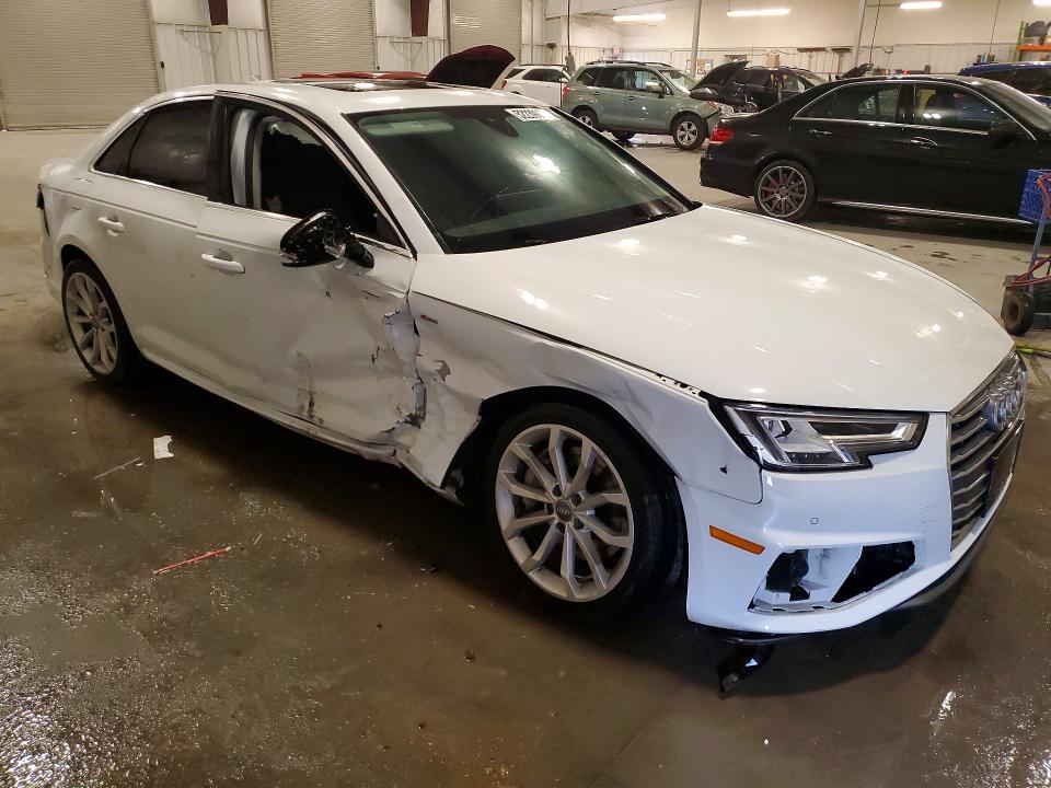 2019 Audi A4 მანქანა იყიდება აუქციონზე, vin: WAUENAF42KA015665, აუქციონის ნომერი: 52239896