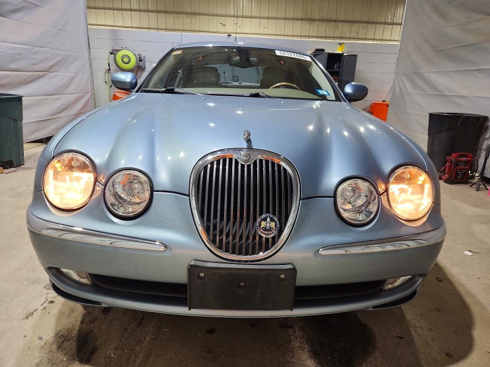 2003 Jaguar S-type მანქანა იყიდება აუქციონზე, vin: SAJEA01U93HM92992, აუქციონის ნომერი: 52322686