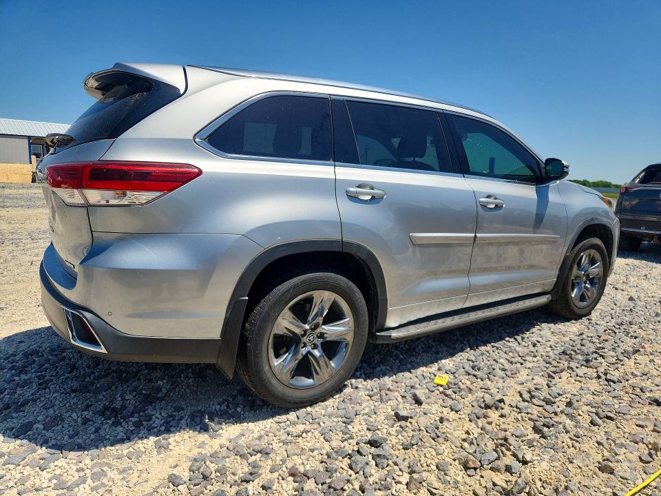 53213766 :رقم المزاد ، 5TDYZRFH4KS322473 vin ، 2019 Toyota Highlander مزاد بيع