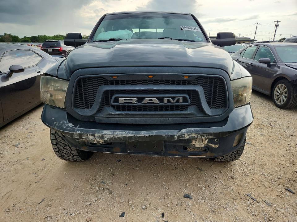 55085196 :رقم المزاد ، 1C6RR7LT0JS273142 vin ، 2018 Ram 1500 مزاد بيع