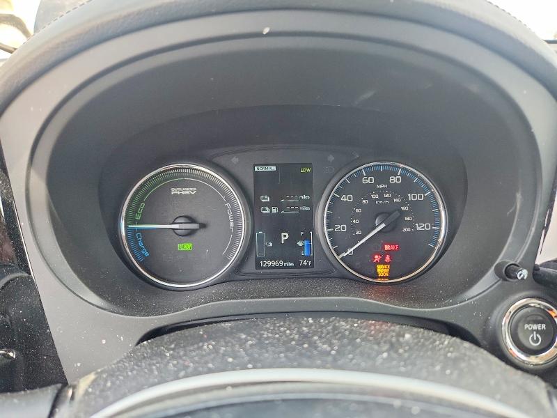 53014106 :رقم المزاد ، JA4J24A57JZ032046 vin ، 2018 Mitsubishi Outlander مزاد بيع