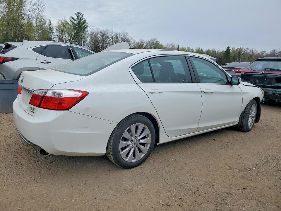 Продажа на аукционе авто 2015 Honda Accord, vin: 1HGCR2F35FA804072, номер лота: 51539676