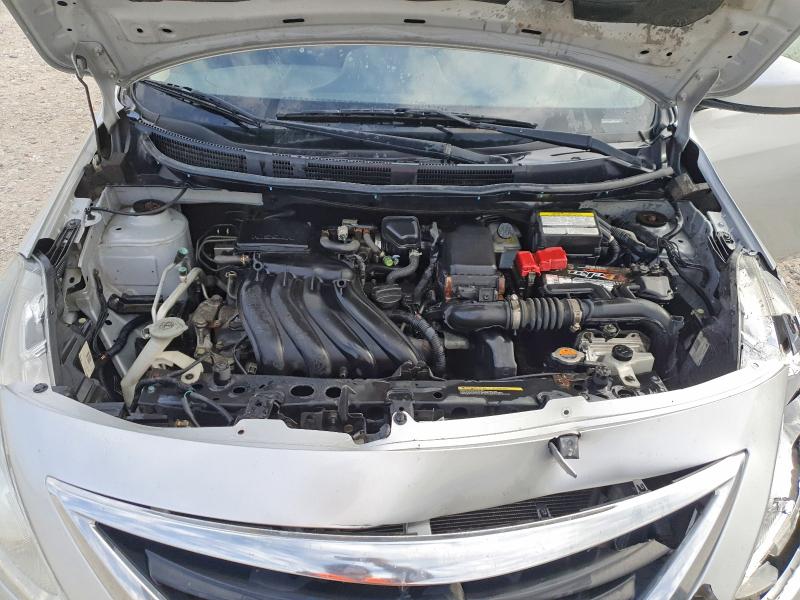 51840216 :رقم المزاد ، 3N1CN7AP3JL831566 vin ، 2018 Nissan Versa مزاد بيع