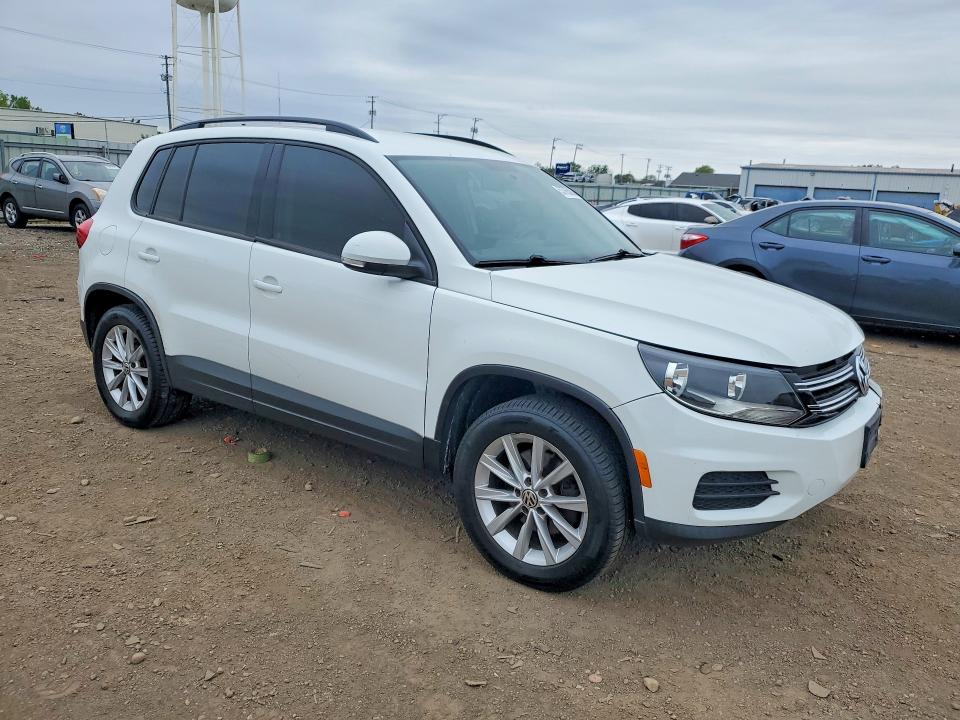 Продаж на аукціоні авто 2015 Volkswagen Tiguan, vin: WVGBV7AX7FW605570, номер лоту: 53765086