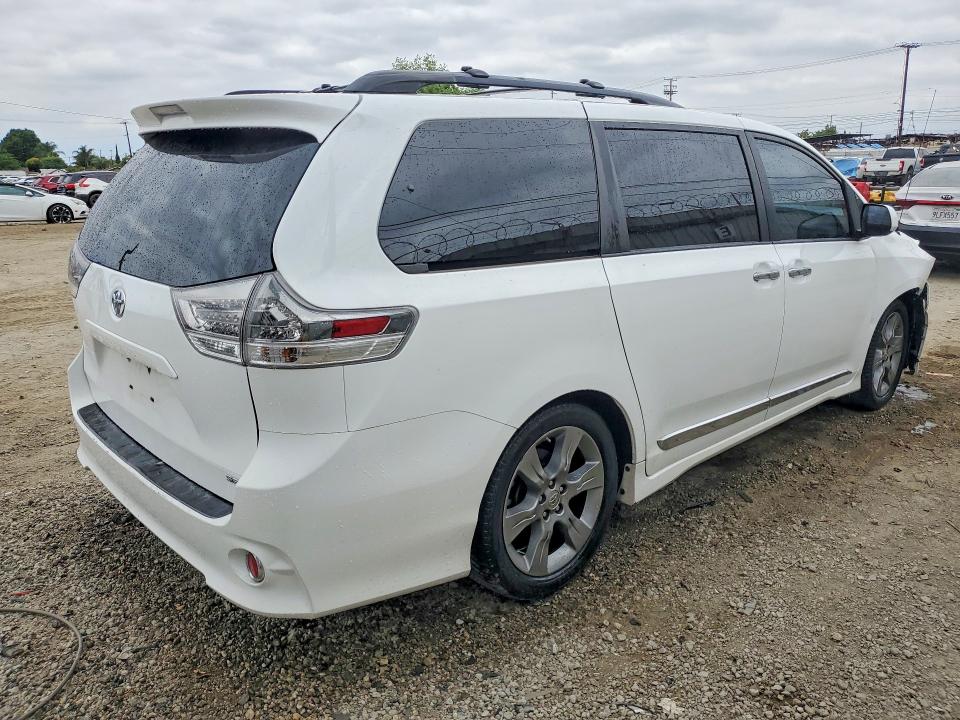 53318716 :رقم المزاد ، 5TDXK3DC8ES460543 vin ، 2014 Toyota Sienna مزاد بيع