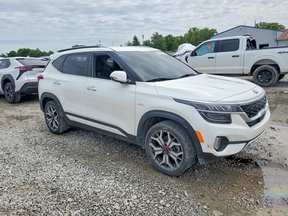 Продажа на аукционе авто 2021 Kia Seltos, vin: KNDETCA28M7116722, номер лота: 52812136