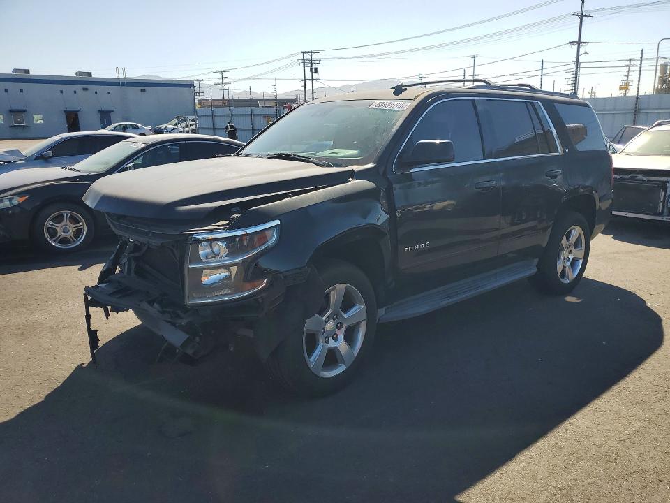 53030786 :رقم المزاد ، 1GNSCBKC2FR279112 vin ، 2015 Chevrolet Tahoe مزاد بيع