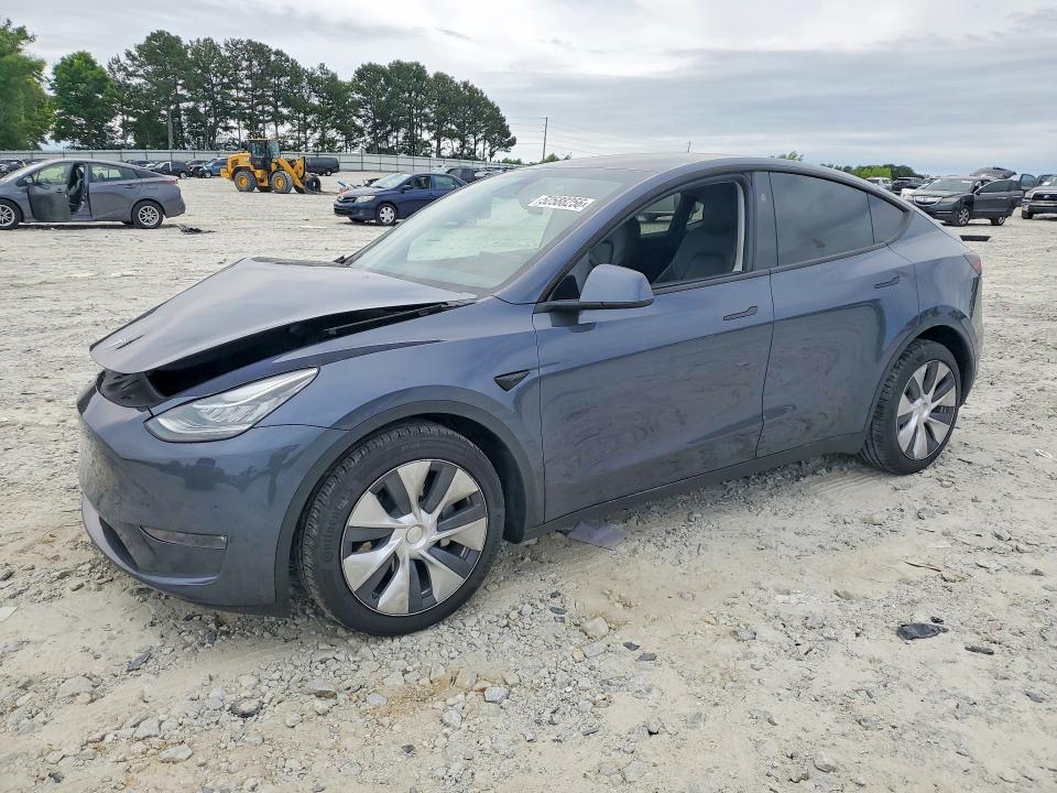Auction sale of the 2023 Tesla Model Y, vin: 7SAYGDEE8PA154218, lot number: 52588256