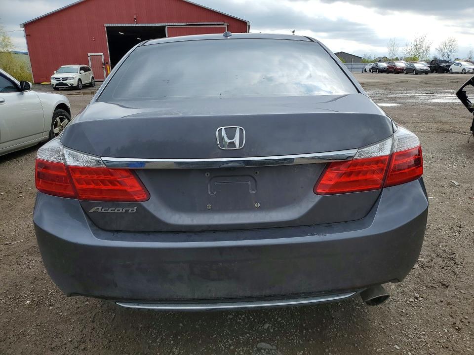 52702386 :رقم المزاد ، 1HGCR2F83FA801599 vin ، 2015 Honda Accord مزاد بيع