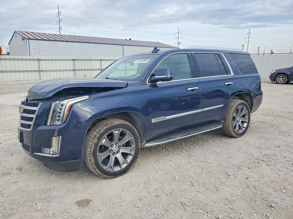 52132386 :رقم المزاد ، 1GYS4BKJ7HR143883 vin ، 2017 Cadillac Escalade مزاد بيع