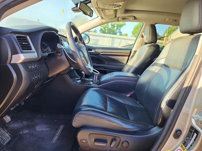 52506646 :رقم المزاد ، 5TDDKRFHXFS098991 vin ، 2015 Toyota Highlander مزاد بيع