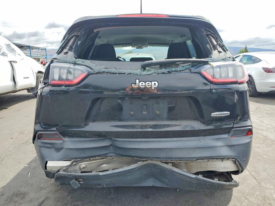 2019 Jeep Cherokee მანქანა იყიდება აუქციონზე, vin: 1C4PJLCB8KD262029, აუქციონის ნომერი: 55082636