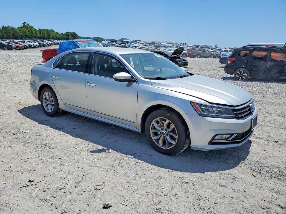 Продажа на аукционе авто 2016 Volkswagen Passat, vin: 1VWAT7A30GC052618, номер лота: 53756986