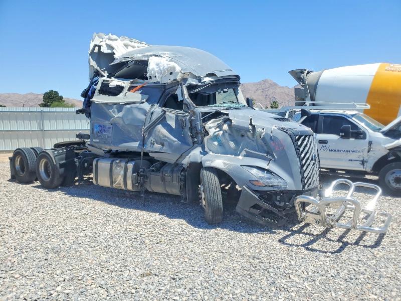 Продаж на аукціоні авто 2026 Volvo Semi Truck, vin: 4V4BC9EH5TN705388, номер лоту: 76826505