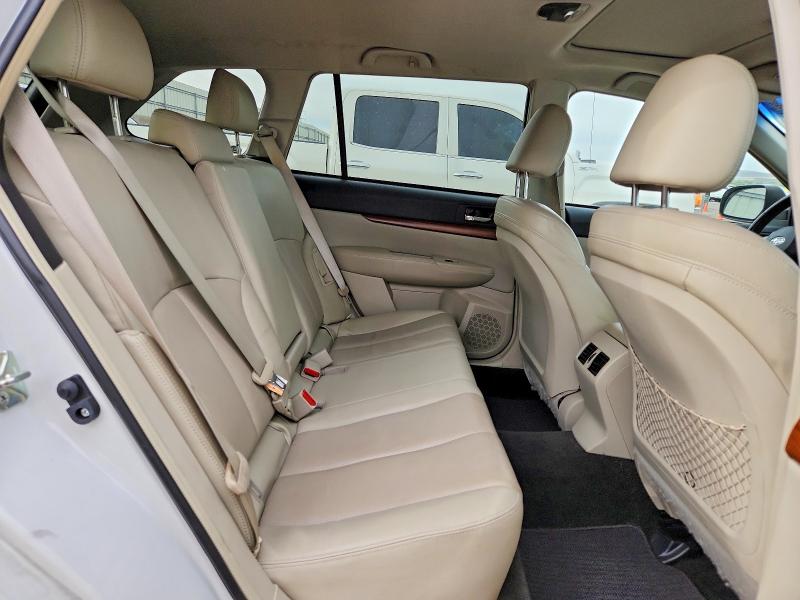 2014 Subaru Outback Limited 4d W მანქანა იყიდება აუქციონზე, vin: 4S4BRBLC2E3301399, აუქციონის ნომერი: 52041226