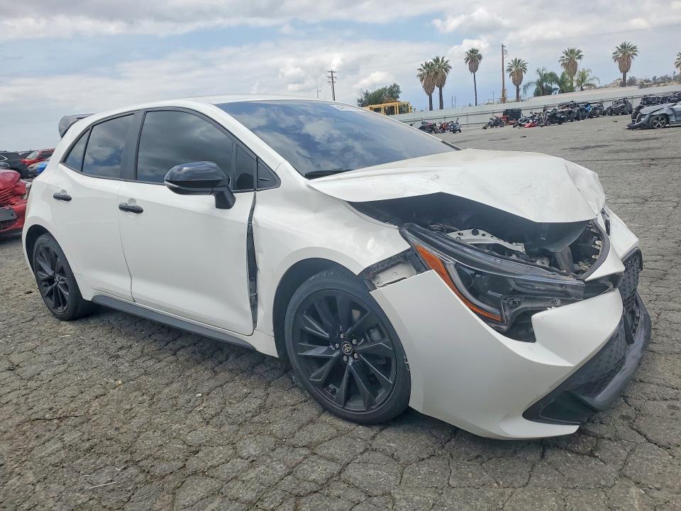 54887306 :رقم المزاد ، JTND4MBE5N3181331 vin ، 2022 Toyota Corolla Hatchback مزاد بيع