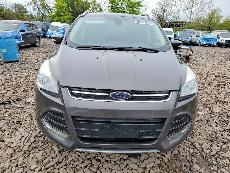 2015 Ford Escape მანქანა იყიდება აუქციონზე, vin: 1FMCU9JX4FUA55646, აუქციონის ნომერი: 52999066