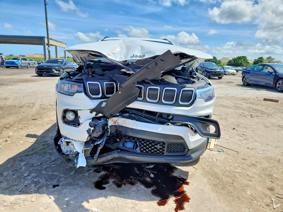 Продажа на аукционе авто 2022 Jeep Compass, vin: 3C4NJDBB5NT130620, номер лота: 52311996