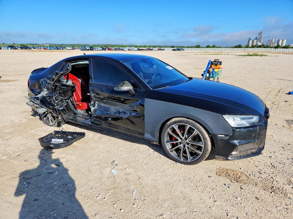 Продаж на аукціоні авто 2018 Audi S4, vin: WAUB4AF40JA045199, номер лоту: 54911116