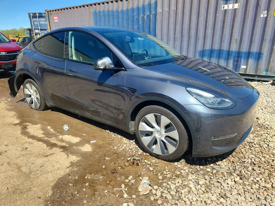 Продаж на аукціоні авто 2022 Tesla Model Y, vin: 7SAYGAEE0NF382647, номер лоту: 53766436