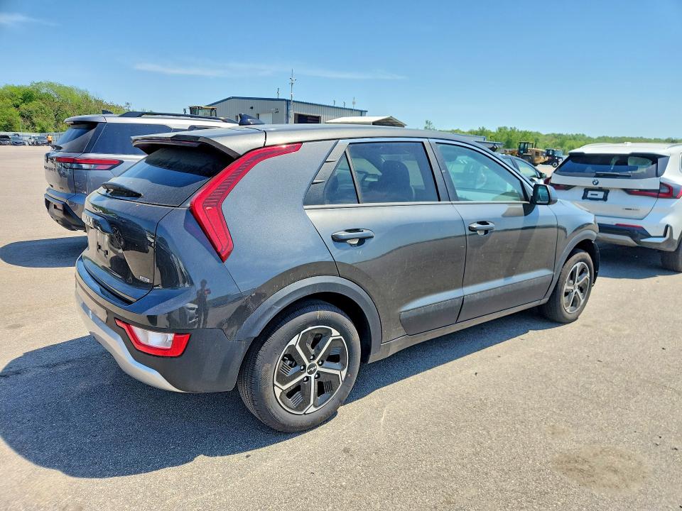 2026 Kia Niro მანქანა იყიდება აუქციონზე, vin: KNDCP3LE5T5329155, აუქციონის ნომერი: 53885526