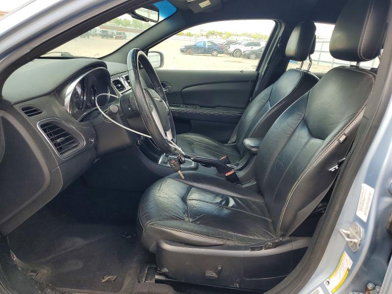 52193296 :رقم المزاد ، 1C3CCBCG5DN598110 vin ، 2013 Chrysler 200 مزاد بيع