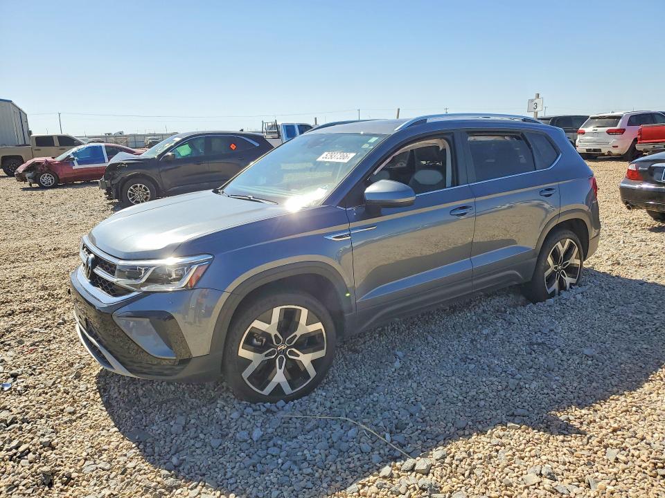 Продаж на аукціоні авто 2022 Volkswagen Taos, vin: 3VV2X7B26NM031075, номер лоту: 52937366