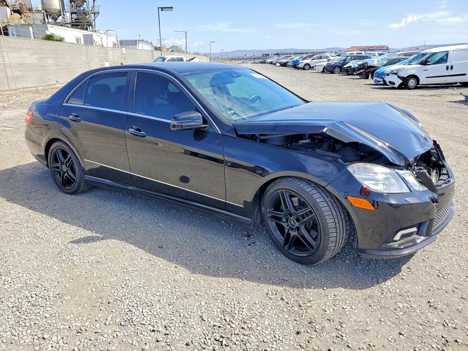 55174496 :رقم المزاد ، WDDHF5GB9BA515829 vin ، 2011 Mercedes-benz E مزاد بيع