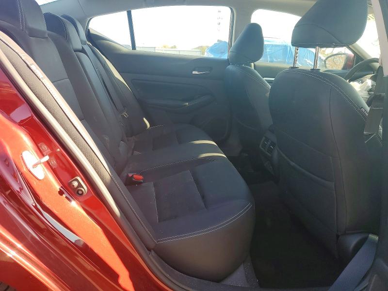 52570846 :رقم المزاد ، 1N4BL4EV8NN316340 vin ، 2022 Nissan Altima مزاد بيع
