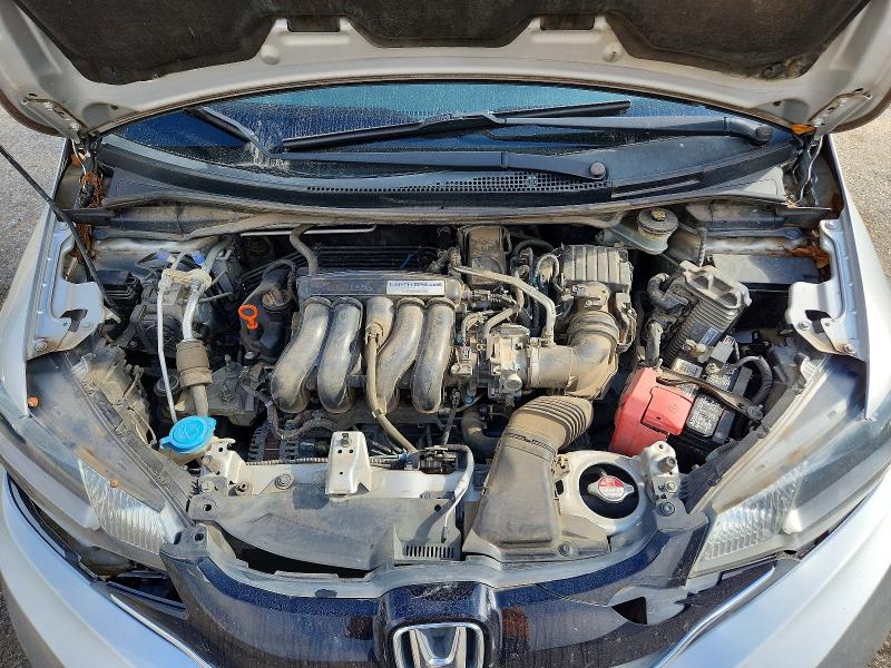 53887746 :رقم المزاد ، 3HGGK5H81FM756928 vin ، 2015 Honda Fit مزاد بيع
