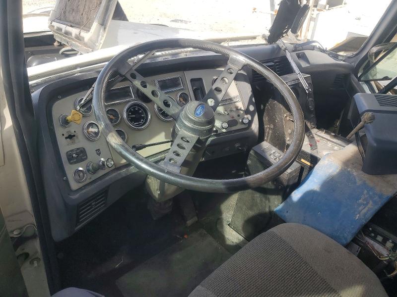 Продажа на аукционе авто 1993 Ford L-series, vin: 1FDZU82E2PVA40009, номер лота: 52314426