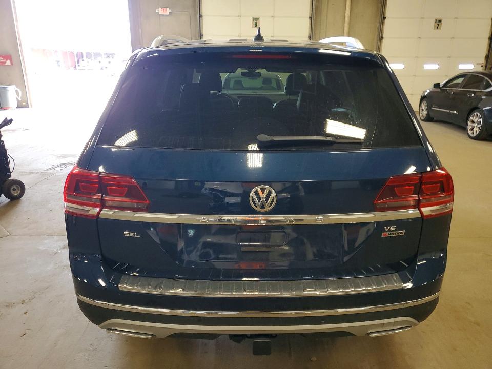 2018 Volkswagen Atlas მანქანა იყიდება აუქციონზე, vin: 1V2MR2CA1JC539913, აუქციონის ნომერი: 54694086