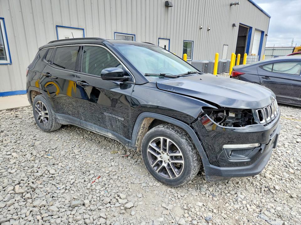 Продаж на аукціоні авто 2018 Jeep Compass, vin: 3C4NJCBB0JT137477, номер лоту: 52510866