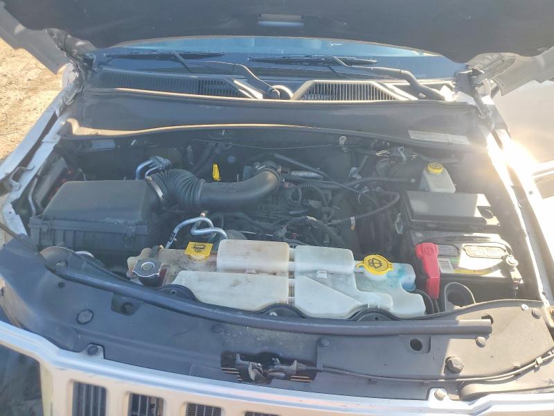 52563236 :رقم المزاد ، 1C4PJMAK5CW186543 vin ، 2012 Jeep Liberty مزاد بيع