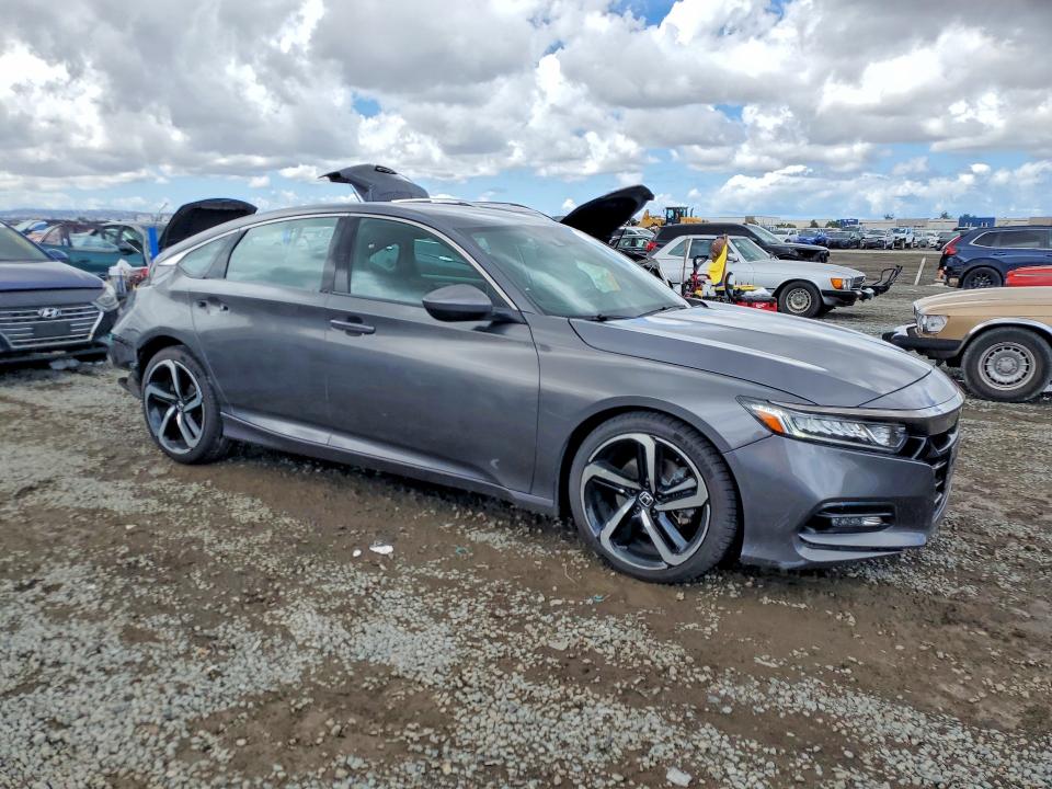 52503756 :رقم المزاد ، 1HGCV1F39KA092200 vin ، 2019 Honda Accord مزاد بيع