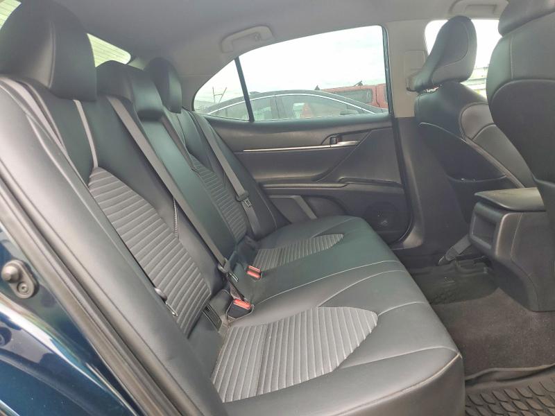 54891646 :رقم المزاد ، 4T1G11AK4LU981220 vin ، 2020 Toyota Camry مزاد بيع