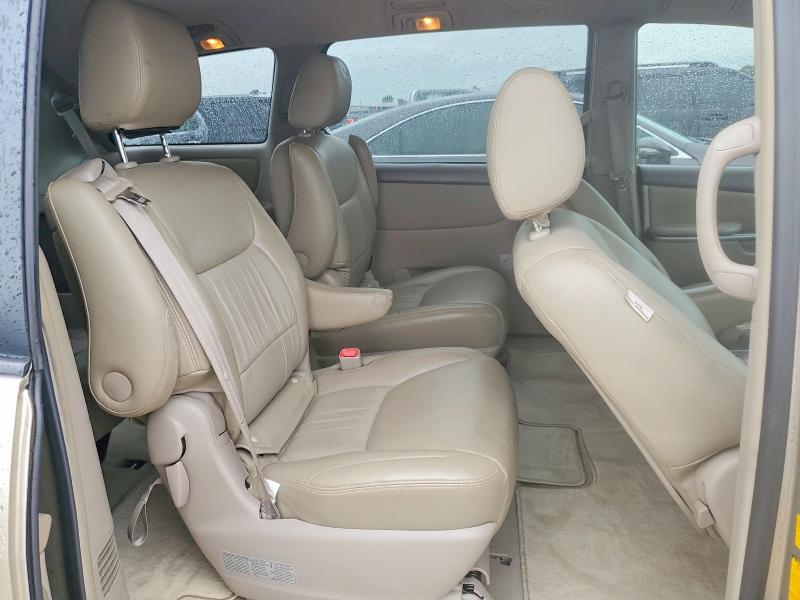 55003326 :رقم المزاد ، 5TDKK4CC2AS327689 vin ، 2010 Toyota Sienna مزاد بيع