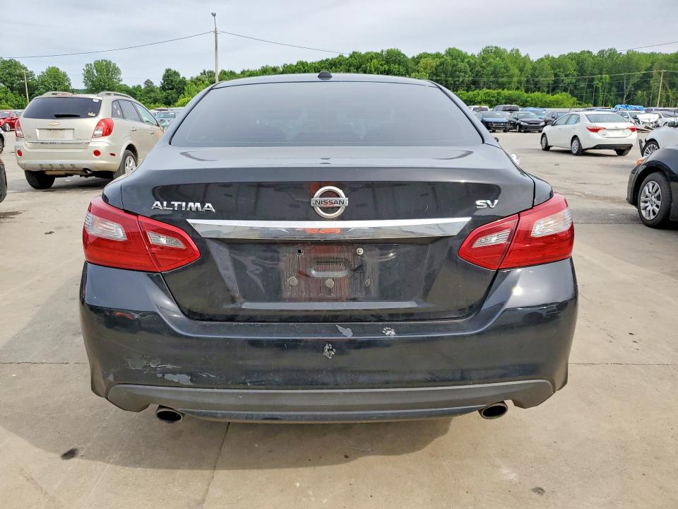 2018 Nissan Altima მანქანა იყიდება აუქციონზე, vin: 1N4AL3AP7JC107478, აუქციონის ნომერი: 55511586