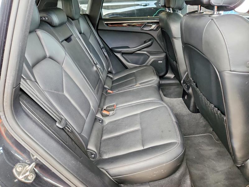 52126376 :رقم المزاد ، WP1AA2A51KLB03449 vin ، 2019 Porsche Macan مزاد بيع
