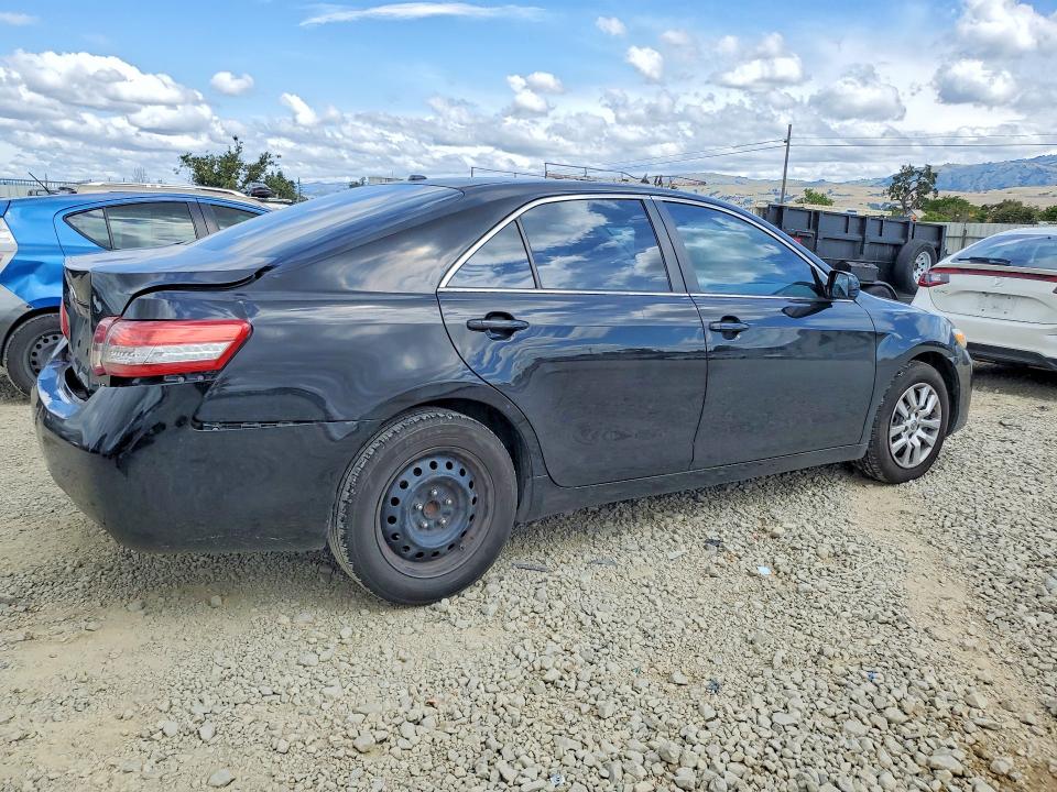 2010 Toyota Camry მანქანა იყიდება აუქციონზე, vin: 4T1BF3EK3AU553962, აუქციონის ნომერი: 52255386