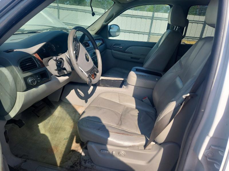 53225706 :رقم المزاد ، 1GNFC16087J190009 vin ، 2007 Chevrolet Suburban مزاد بيع