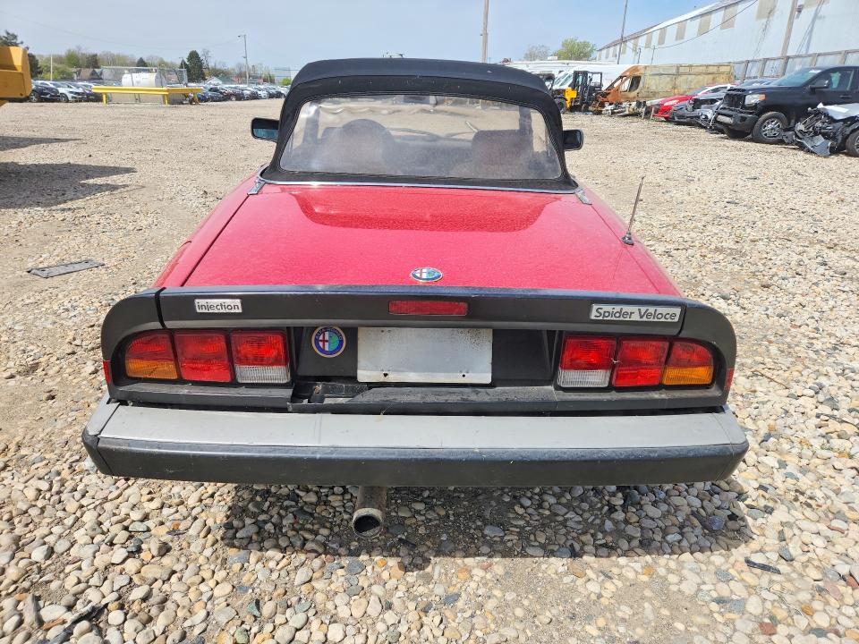 Продажа на аукционе авто 1988 Alfa Romeo Spider, vin: ZARBA5586J1058147, номер лота: 52884946