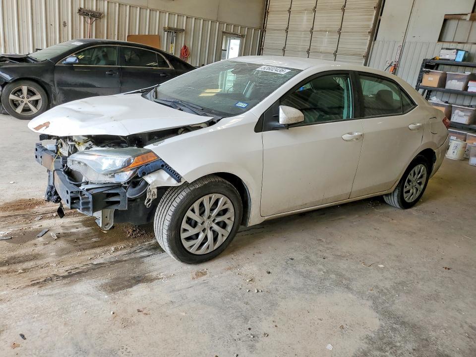 Aukcja sprzedaży 2018 Toyota Corolla, vin: 5YFBURHE0JP751561, numer aukcji: 52602436