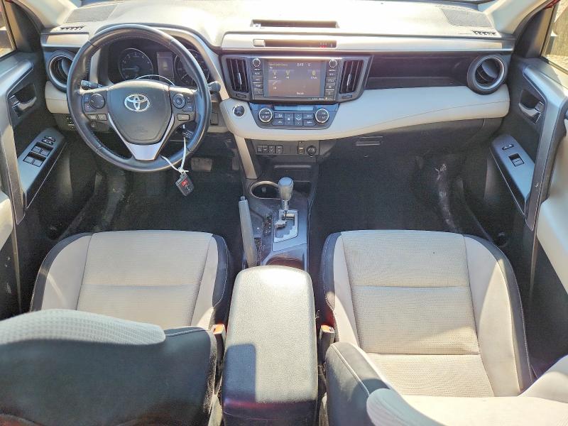 Продажа на аукционе авто 2018 Toyota Rav4, vin: JTMRFREV5JD227631, номер лота: 54783826