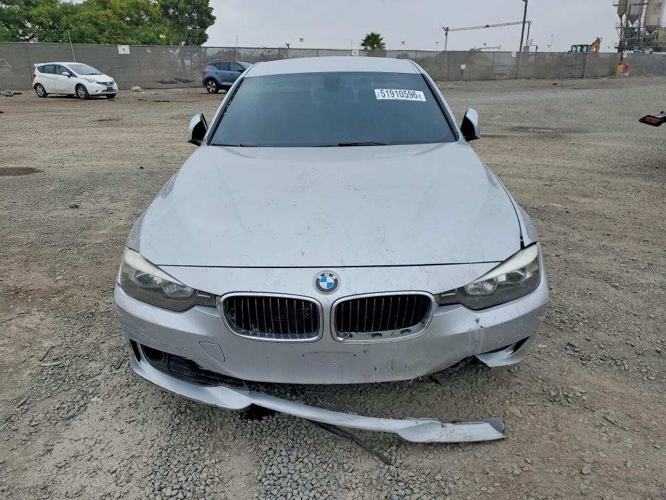 51910596 :رقم المزاد ، WBA3A5G57ENP32481 vin ، 2014 Bmw 328 مزاد بيع